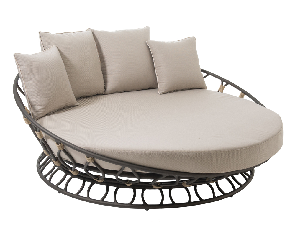 Outdoor daybed online mattress